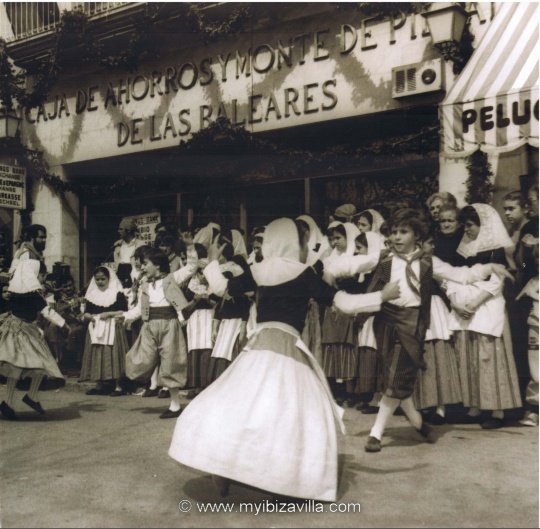 folklore dance ibiza nostalgie