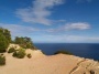 Oost zicht,rustig plateau dichtbij deze Ibiza villa met 300° zeezicht, hier komt de zon op.