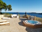 Scegliere per le terrazze di questa villa a Ibiza.